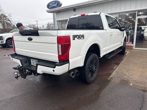 Used 2022 Ford F350 Lariat w/ Black Appearance Package image 3
