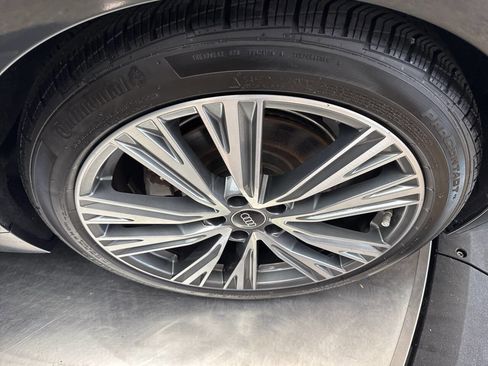 Used 2024 Audi A6 2.0T Premium w/ Convenience Package image 36