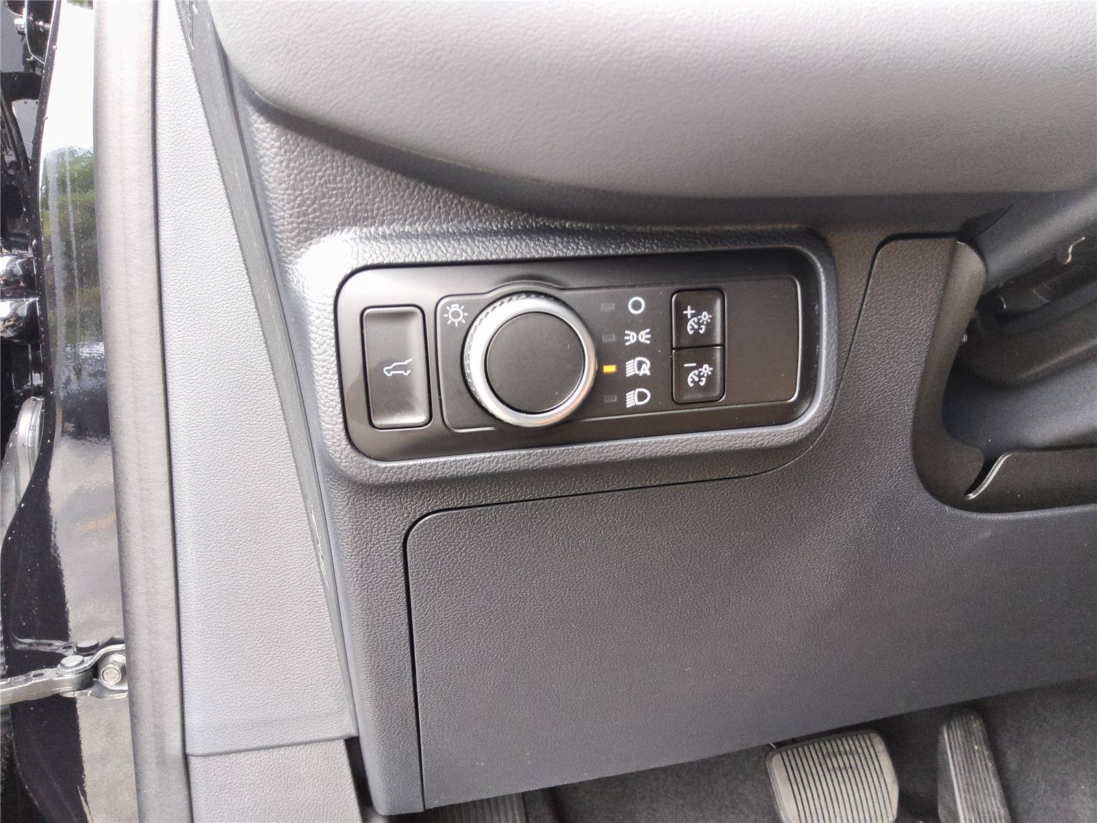 New 2027 Ford Explorer Active RWD image 20