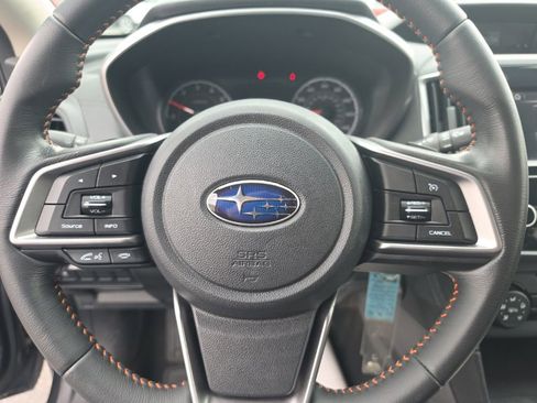 Used 2018 Subaru Crosstrek 2.0i Premium AWD/4WD image 16