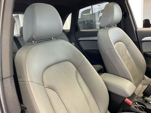 Used 2018 Audi Q3 2.0T Premium w/ Convenience Package image 14