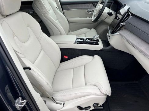 New 2026 Volvo XC90 B6 Ultra w/ Protection Package AWD/4WD image 9
