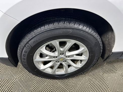 Used 2018 Chevrolet Equinox LT image 10