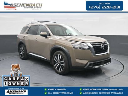 Used 2023 Nissan Pathfinder Platinum w/ Cargo Package