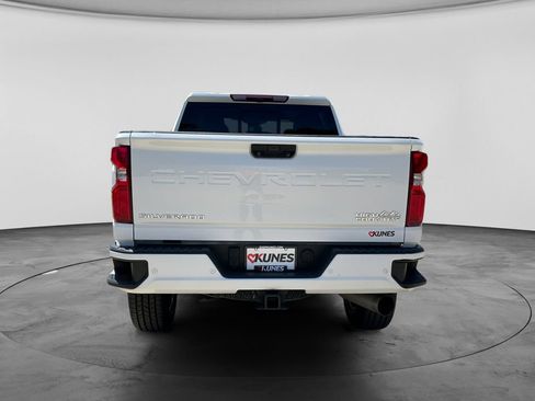 Used 2024 Chevrolet Silverado 3500 High Country AWD/4WD image 8