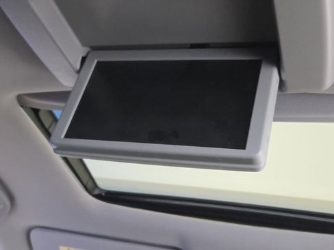 Certified 2022 Honda Pilot Touring image 30