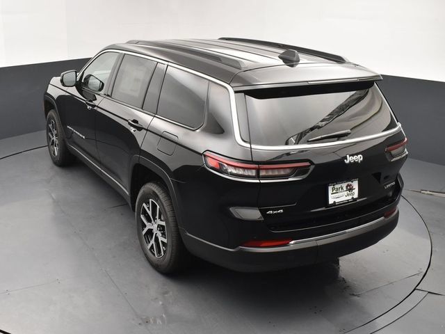 Used 2025 Jeep Grand Cherokee L Limited AWD/4WD image 16