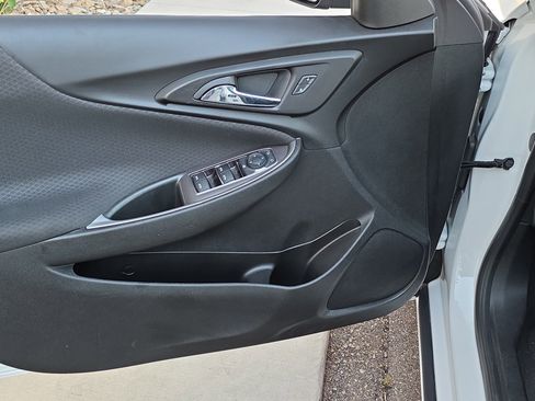 Used 2020 Chevrolet Malibu LS image 10