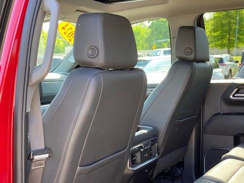 Used 2024 Chevrolet Silverado 1500 LTZ w/ LTZ Premium Package AWD/4WD image 26