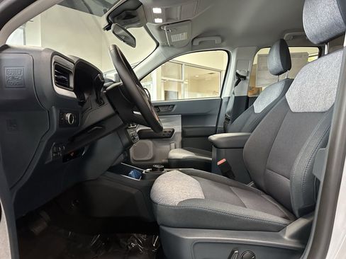 New 2025 Ford Maverick XLT w/ XLT Luxury Package image 10