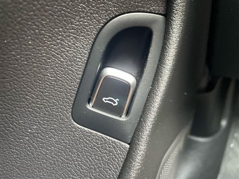 Used 2013 Audi A4 Prestige image 46