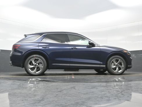 New 2026 Genesis GV70 2.5T Select image 18