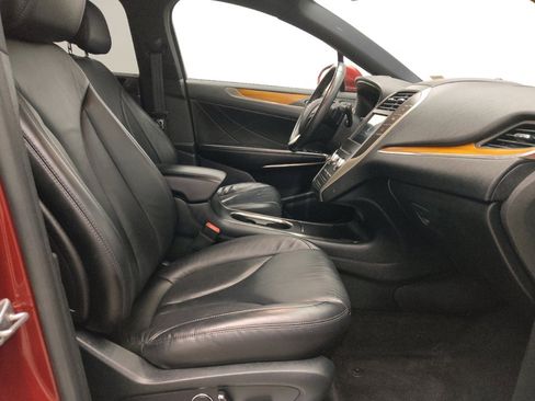 Used 2017 Lincoln MKC Select w/ Select Plus Package image 21