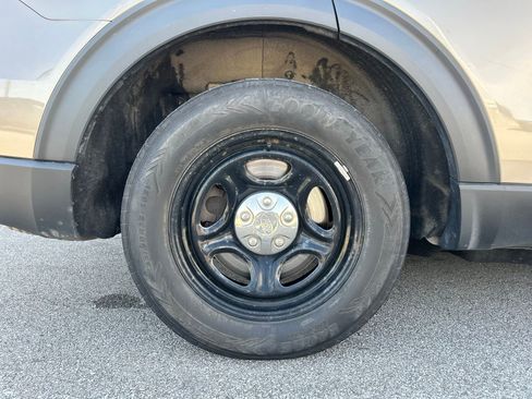 Used 2021 Ford Explorer 4WD Police Interceptor image 29