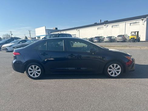 Used 2024 Toyota Corolla LE image 7