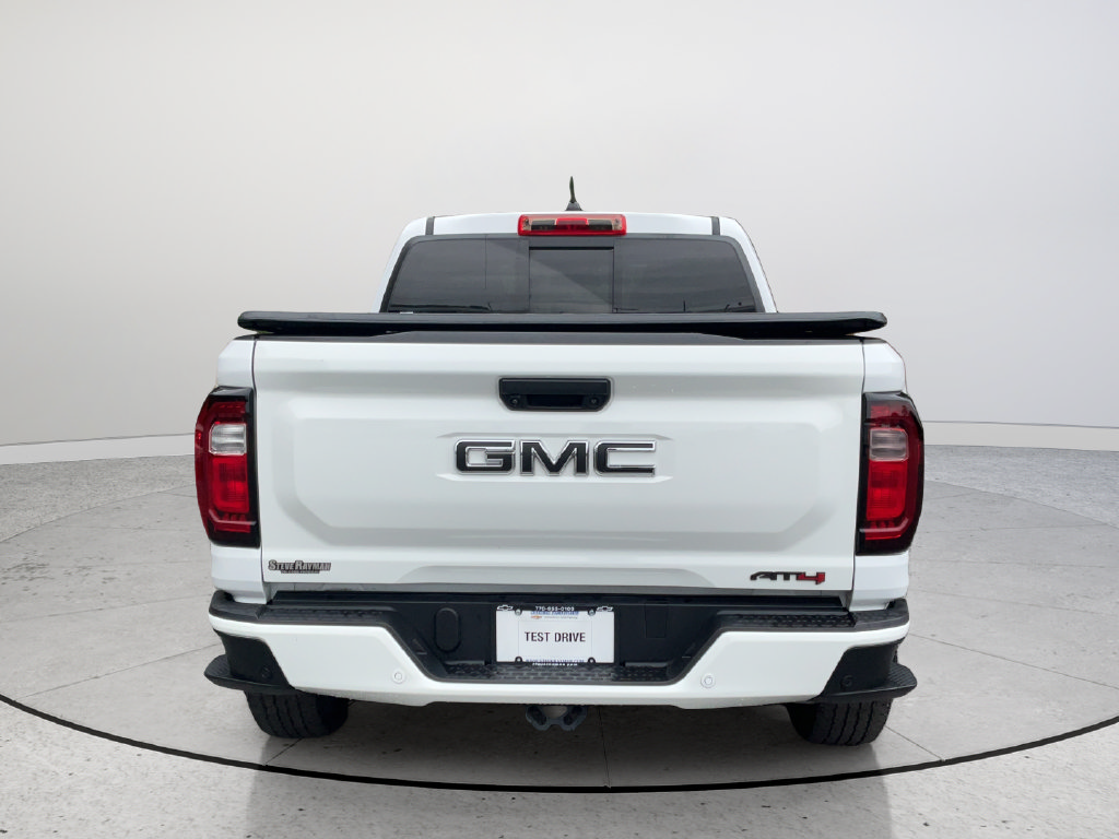 Used 2024 GMC Canyon AT4 w/ AT4 Premium Package AWD/4WD image 7