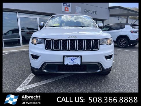 Used 2018 Jeep Grand Cherokee Limited AWD/4WD image 8