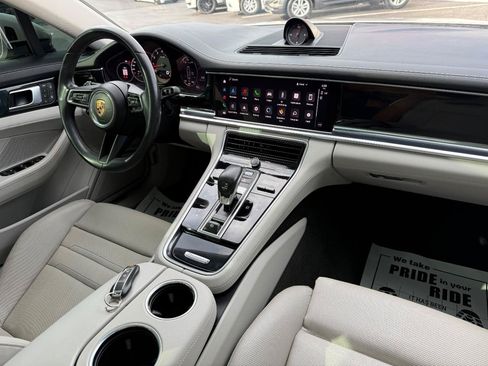 Used 2022 Porsche Panamera w/ Premium Package RWD image 19
