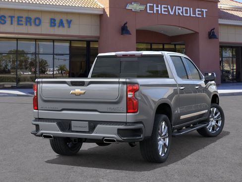 New 2026 Chevrolet Silverado 1500 High Country w/ High Country Premium Package AWD/4WD image 4