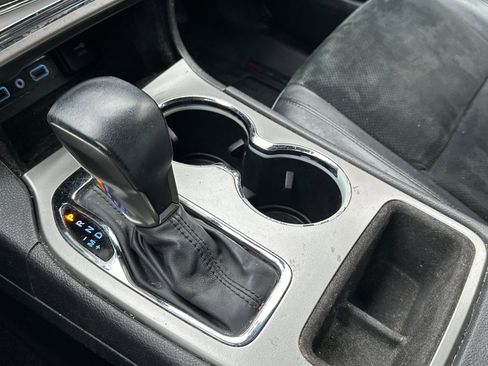 Used 2018 Jeep Grand Cherokee Altitude image 22