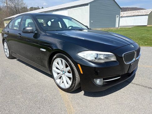 Used 2011 BMW 535i Sedan RWD image 1
