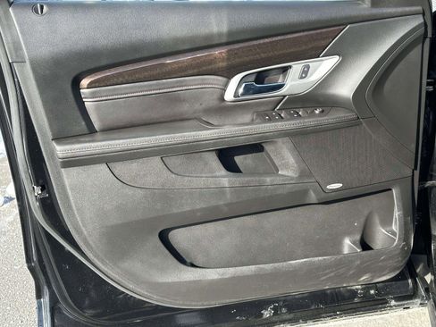 Used 2016 GMC Terrain Denali image 19