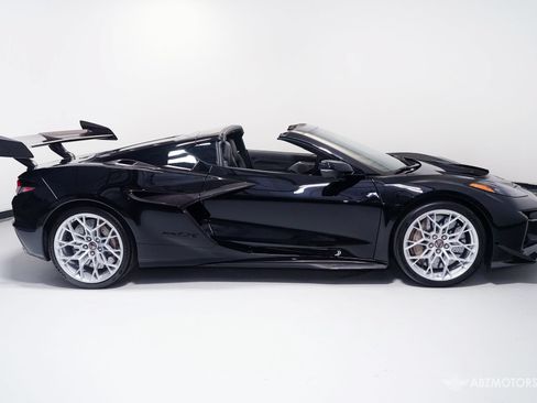 Used 2026 Chevrolet Corvette ZR1X AWD/4WD image 4