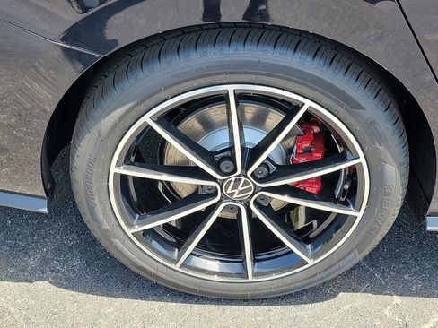 New 2026 Volkswagen Jetta GLI Autobahn FWD image 5