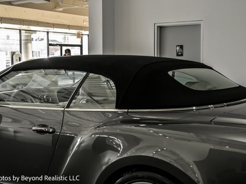 Used 2017 Bentley Continental GT V8 S image 45