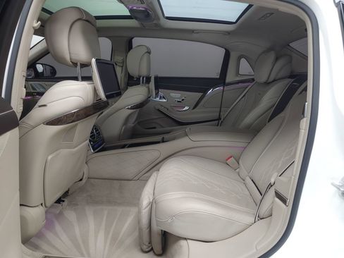 Used 2016 Mercedes-Benz Maybach S 600 image 9