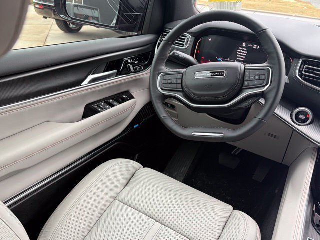New 2026 Jeep Grand Wagoneer Summit AWD/4WD image 33