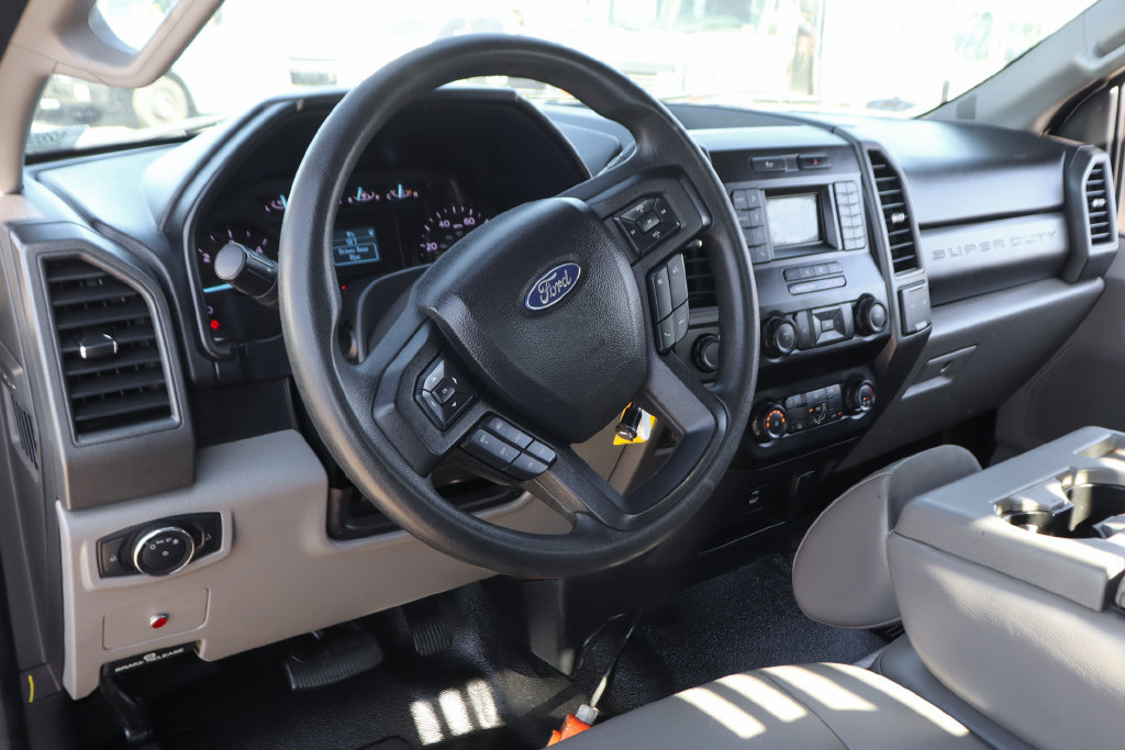 Used 2020 Ford F550 4x4 Regular Cab Super Duty image 26