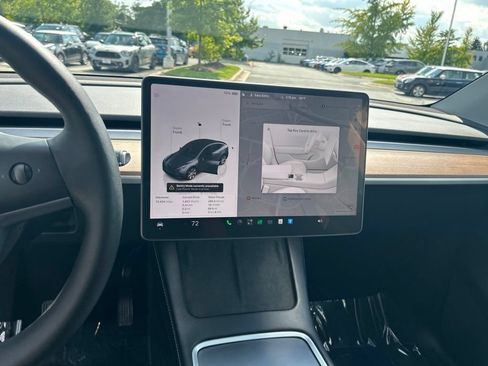 Used 2023 Tesla Model Y Long Range AWD/4WD image 24