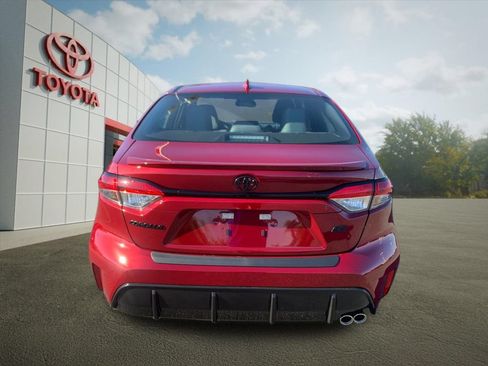 Used 2026 Toyota Corolla SE FWD image 4