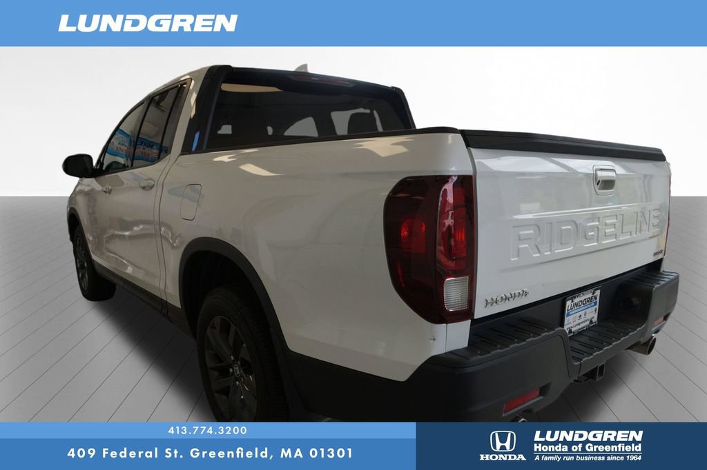 Used 2024 Honda Ridgeline Sport image 6