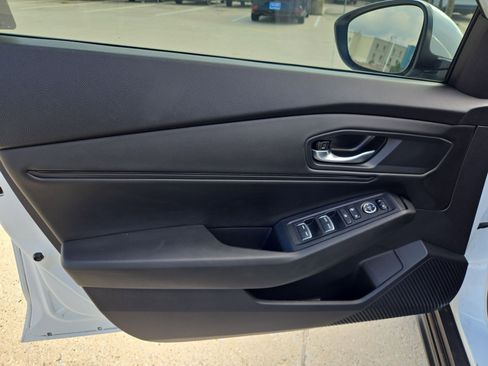 Used 2024 Honda Accord EX image 11