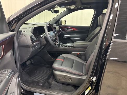 Used 2025 Chevrolet Traverse RS w/ LPO, Floor Liner Package AWD/4WD image 20