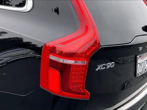 Used 2017 Volvo XC90 T6 Inscription w/ Vision Package image 33