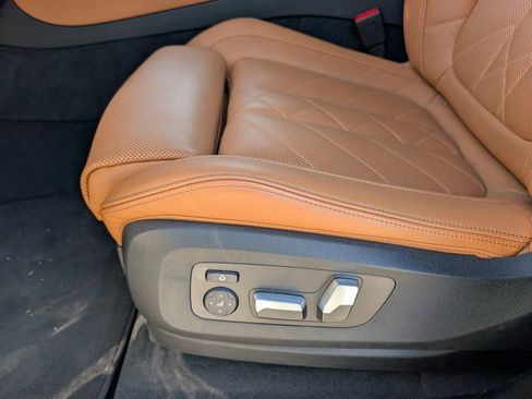 Used 2023 BMW X5 sDrive40i w/ Premium Package image 13