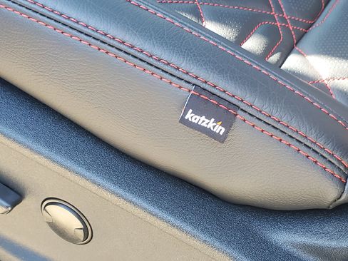 New 2025 Ford F150 XLT w/ Equipment Group 301A Standard image 13