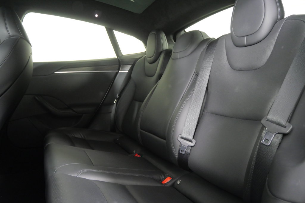 Used 2023 Tesla Model S AWD/4WD image 18