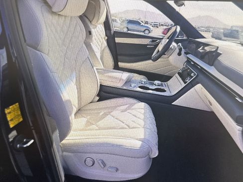Used 2025 Genesis GV80 3.5T Prestige image 14
