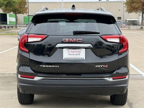Used 2023 GMC Terrain AT4 image 5