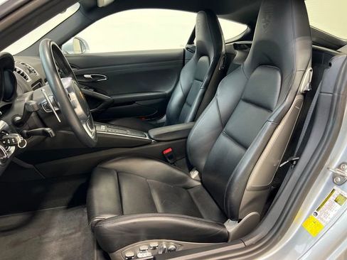 Used 2016 Porsche Cayman S image 20