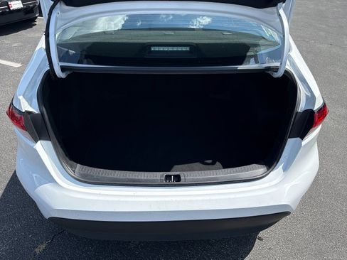 Used 2025 Toyota Corolla LE FWD image 23