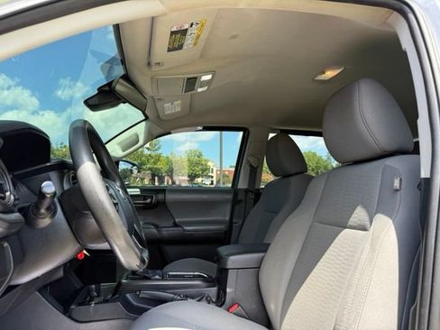 Used 2019 Toyota Tacoma SR w/ SR Convenience Package RWD image 25
