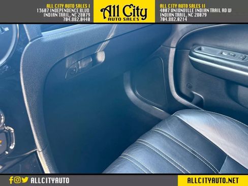 Used 2020 Chrysler 300 S RWD image 35