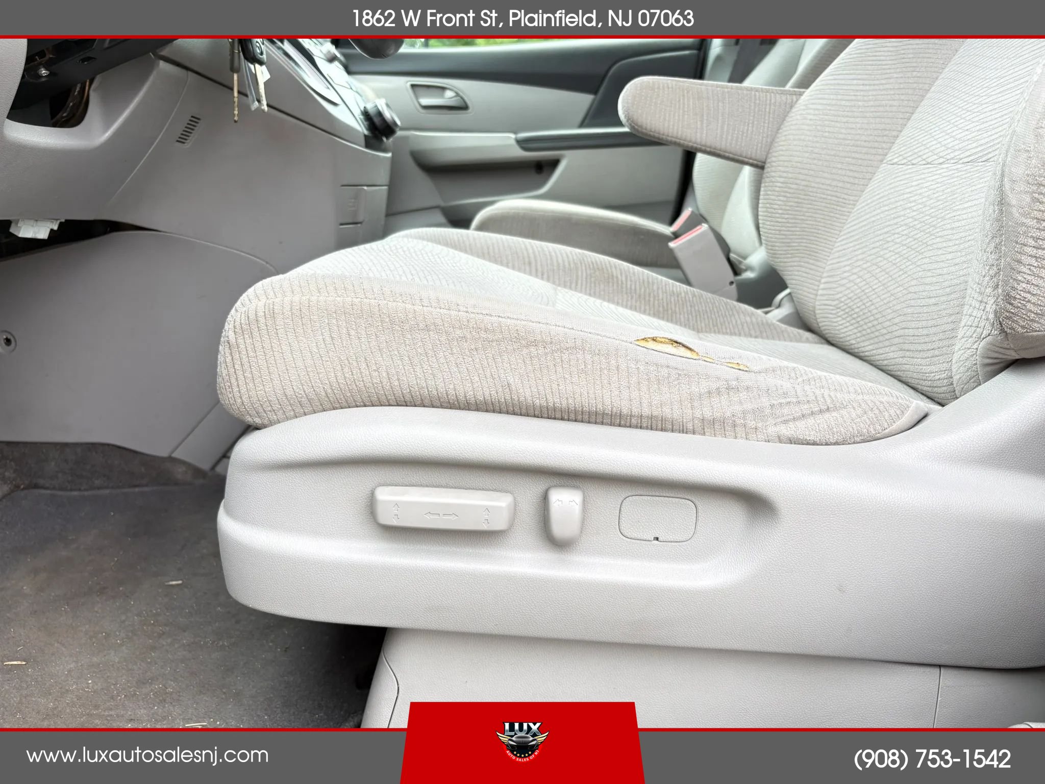 Used 2011 Honda Odyssey LX image 18