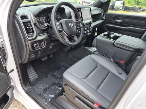 New 2026 RAM 1500 Tradesman AWD/4WD image 10