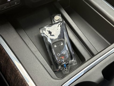 Used 2023 GMC Sierra 2500 Denali w/ Denali Ultimate Package image 36